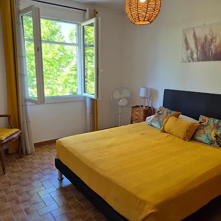 La Dindoulette A Partir De 3 Jours Et Sans Piscine Pour 6 Personnes Personnes *