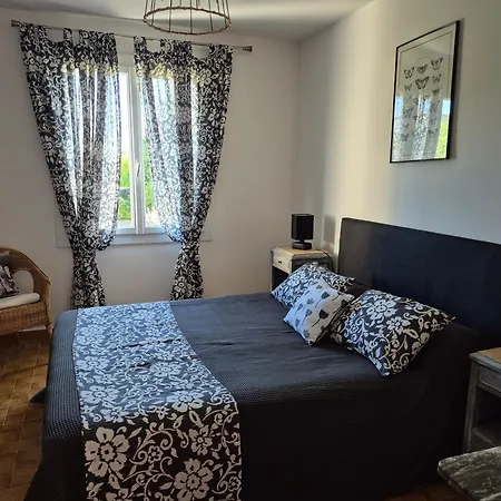 La Dindoulette A Partir De 3 Jours Et Sans Piscine Pour 6 Personnes Personnes Holiday home *