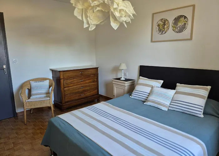 Holiday home La Dindoulette A Partir De 3 Jours Et Sans Piscine Pour 6 Personnes Personnes Villeneuve (Alpes-de-Haute-Provence)