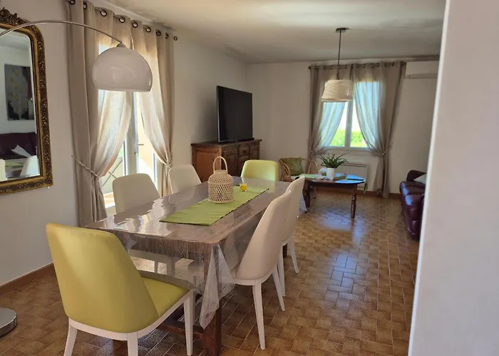 Holiday home La Dindoulette A Partir De 3 Jours Et Sans Piscine Pour 6 Personnes Personnes